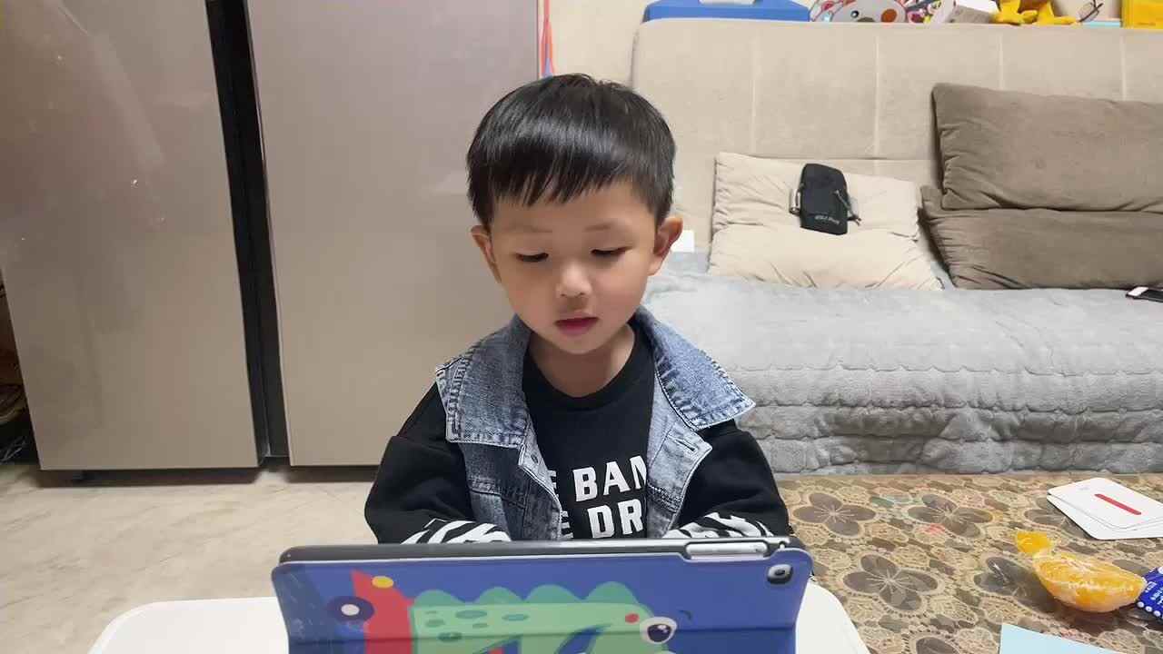 2021.4.27闯关练习儿歌《你拍一我拍一》