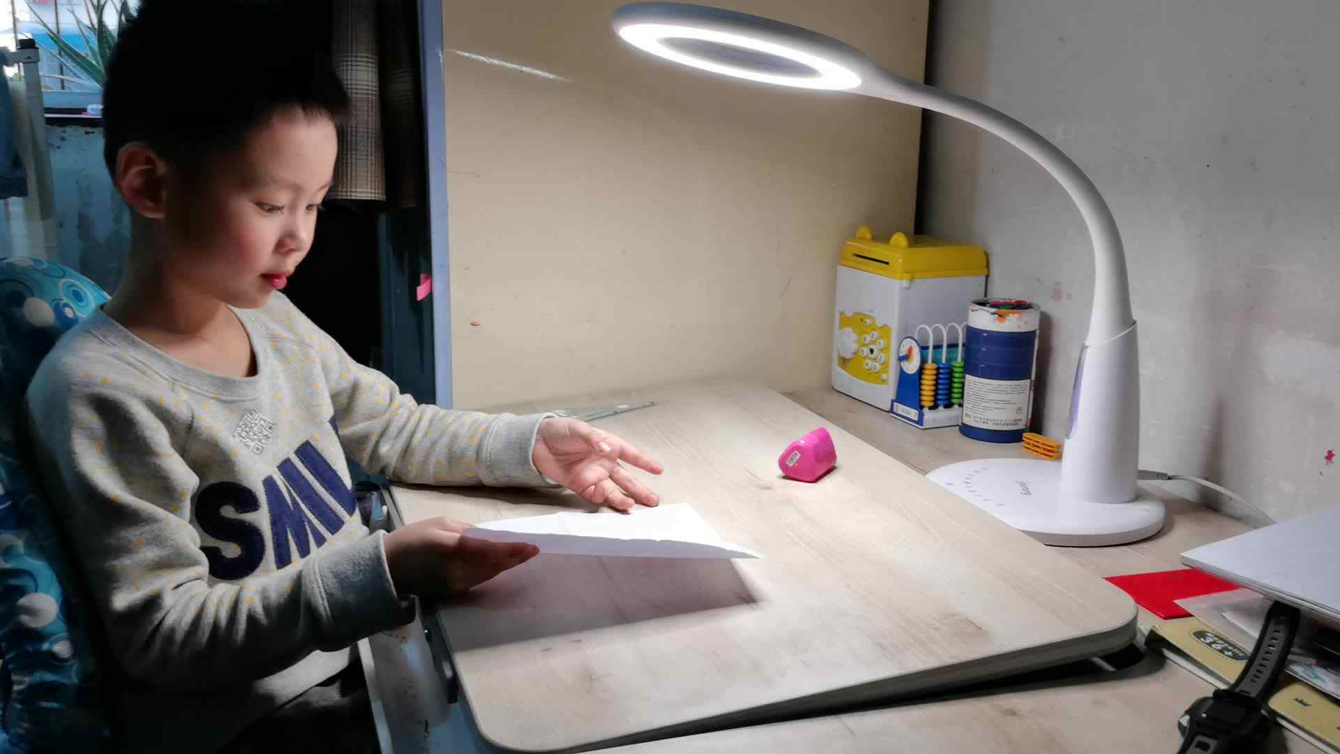 ⁣⁣正方形折纸-学前A班 刘子轩 4.21