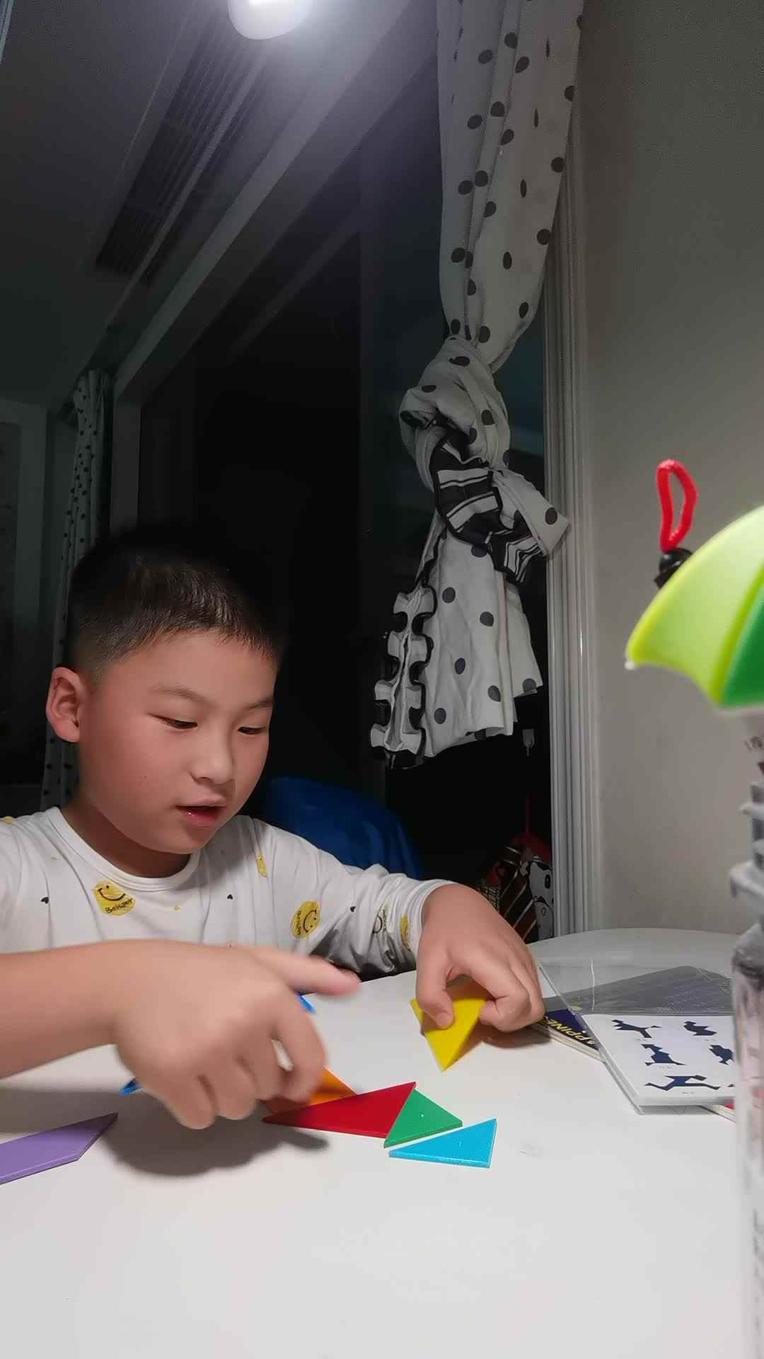七巧板之间的关系