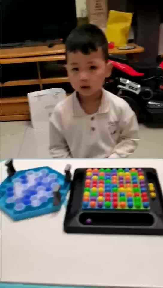 2023级B班宋伊泽20210524闯关练习