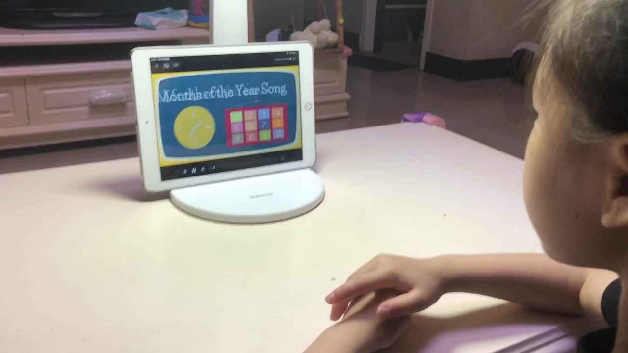 《Months of the Year Song》