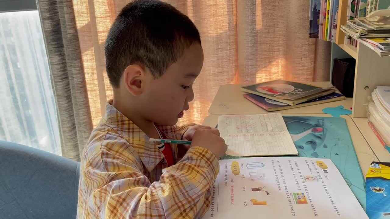 大C班袁承泽泰跟读英语