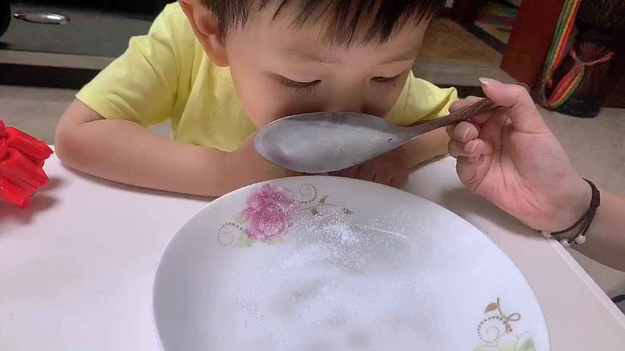 2021.5.9科学小实验-跳动的盐
