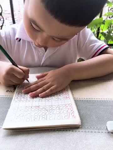 大C班丶李北辰书写数字