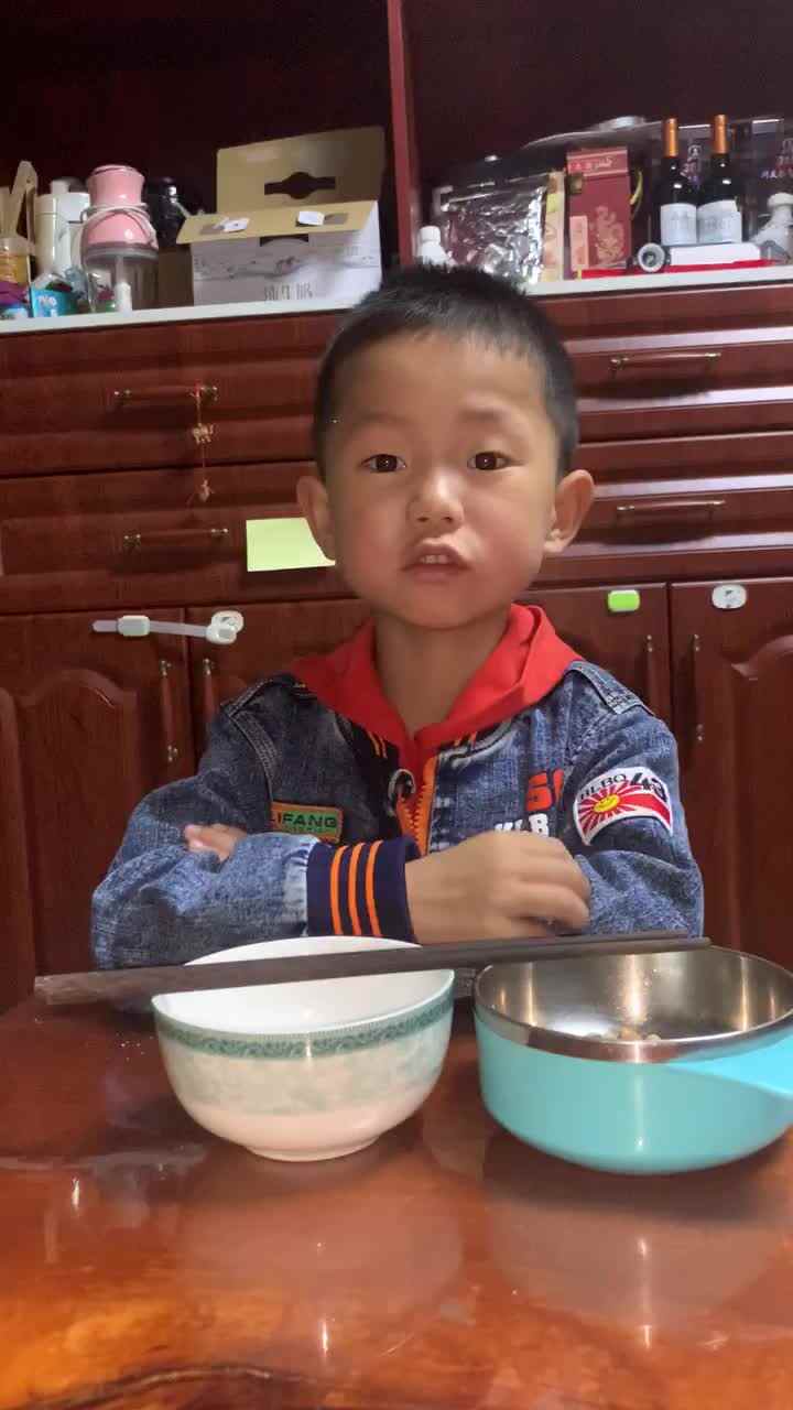 练习使用筷子