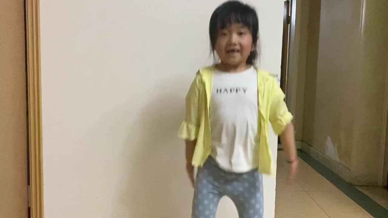 学B班-粟锦悦-开合跳