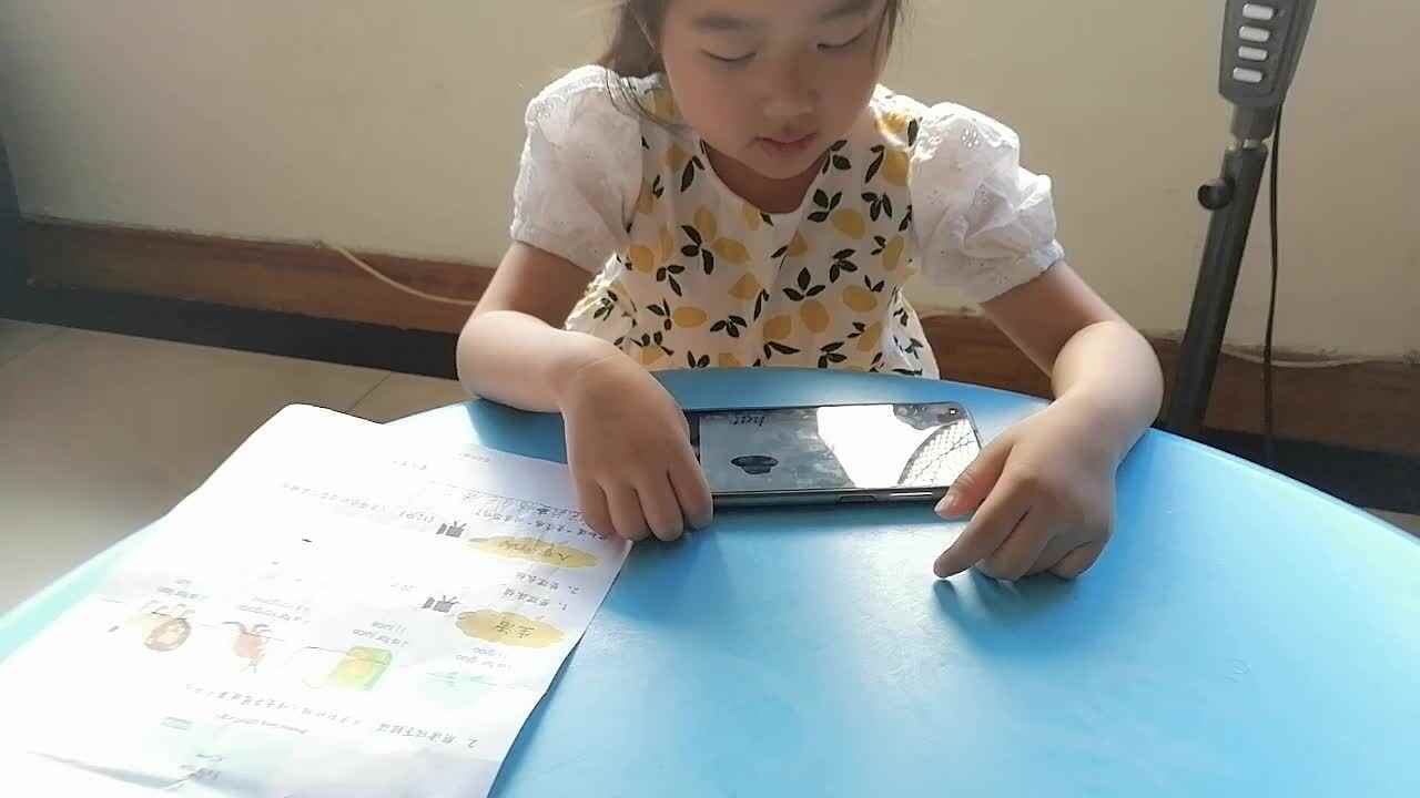 跟读英语《自然拼读之歌》