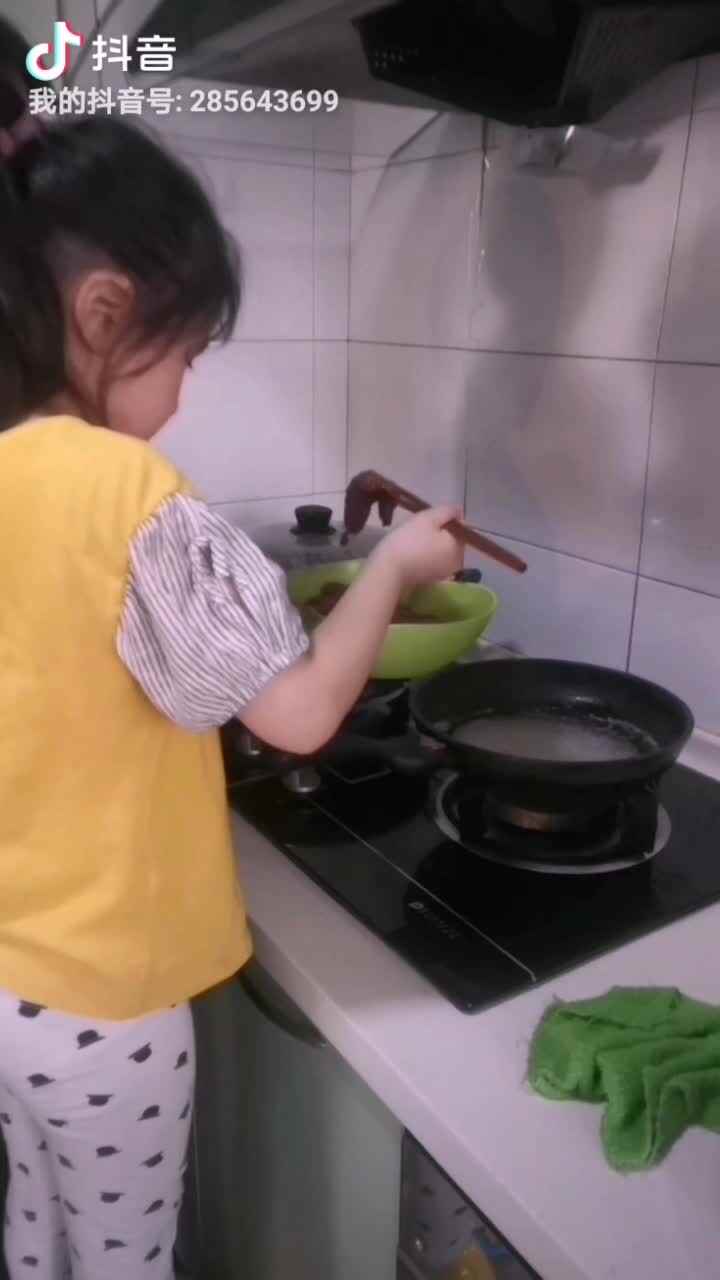 做饭  实验二班金智熙