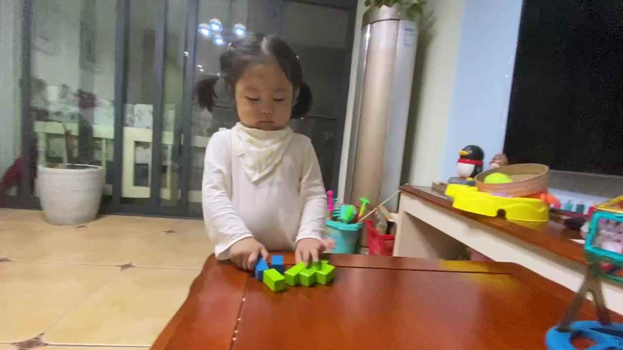 2021.6.1闯关练习-按大小规律排序