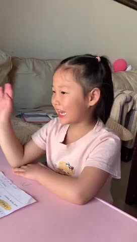 大C班李欣妍《指读英语》