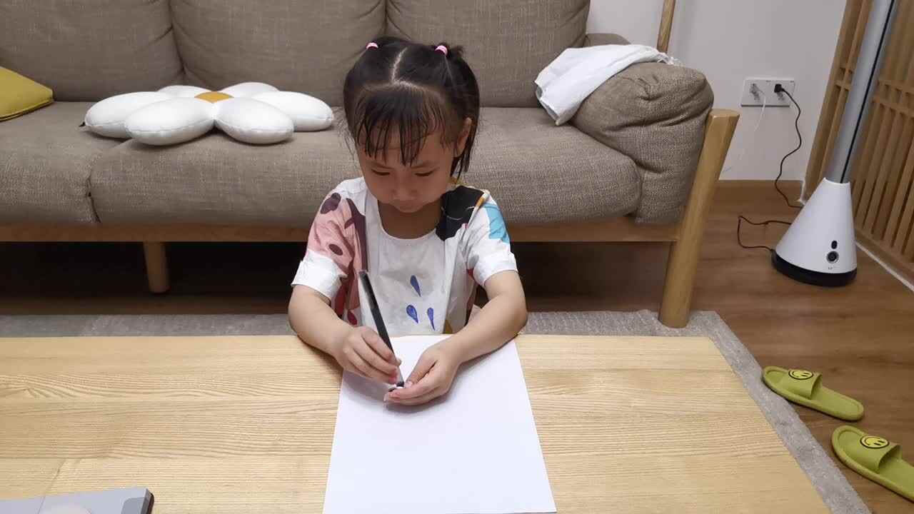 2023级B班徐瑾歆闯关练习20210616纸币硬币.mp4
