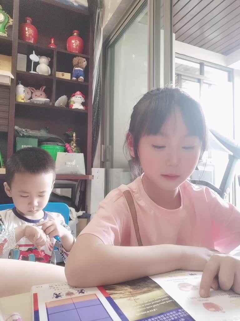 2021.6.6学A许芷媱英语朗读