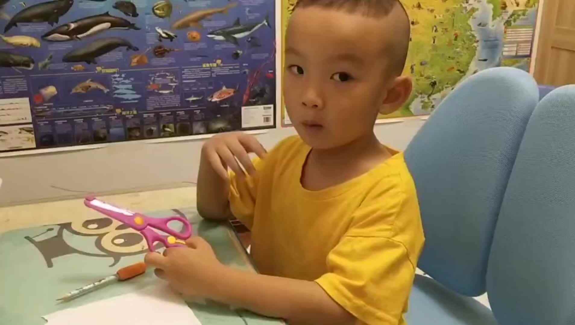 《科学试验—纸币和硬币》.mp4