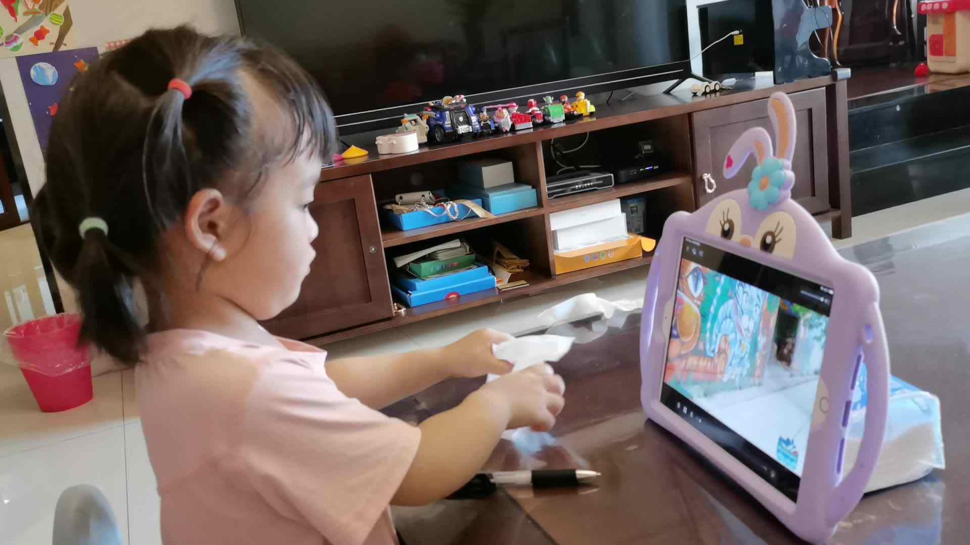 2021.6.25侯奕帆闯关练习观看《动物收容所》