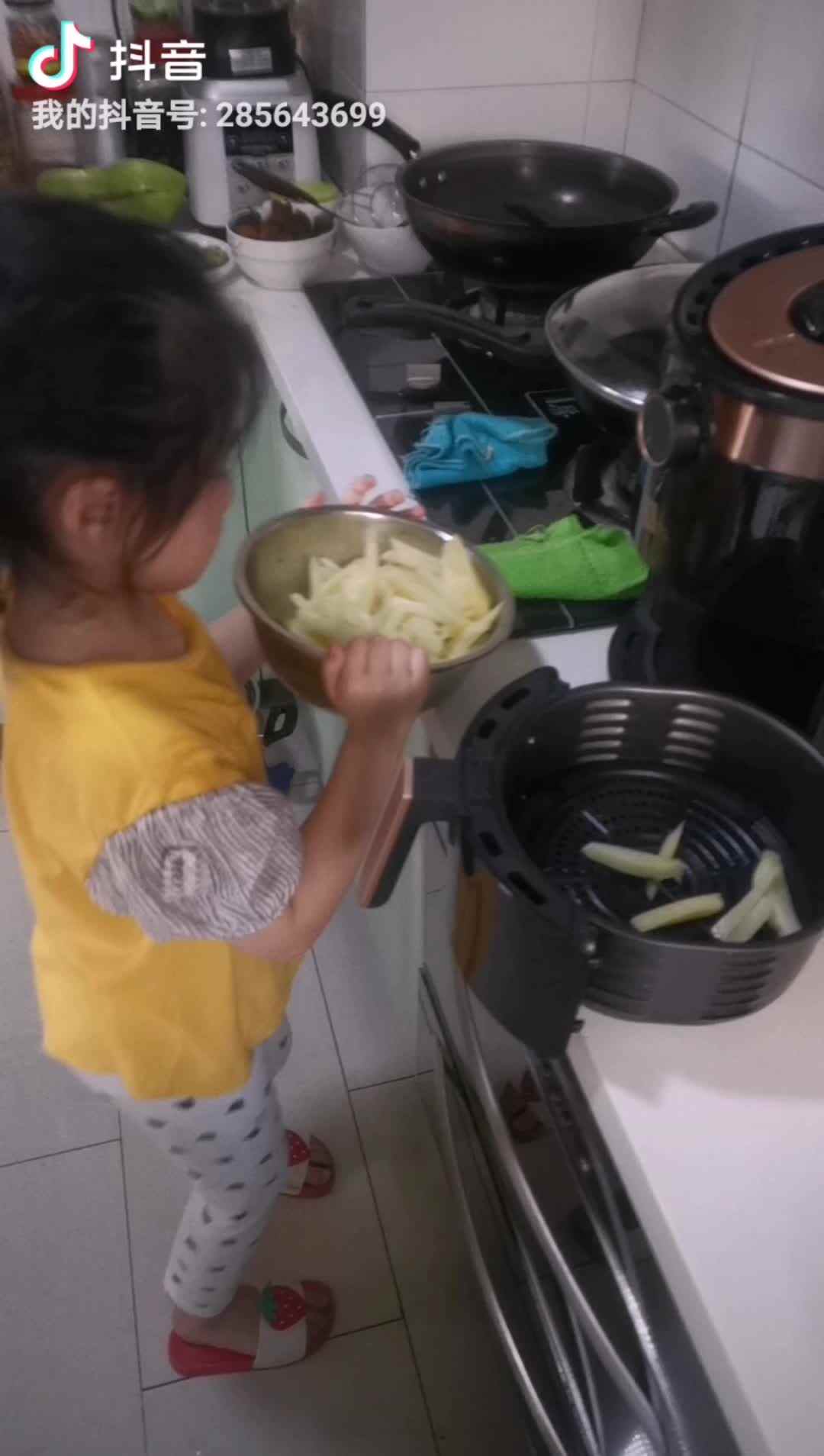做饭 实验二班金智熙