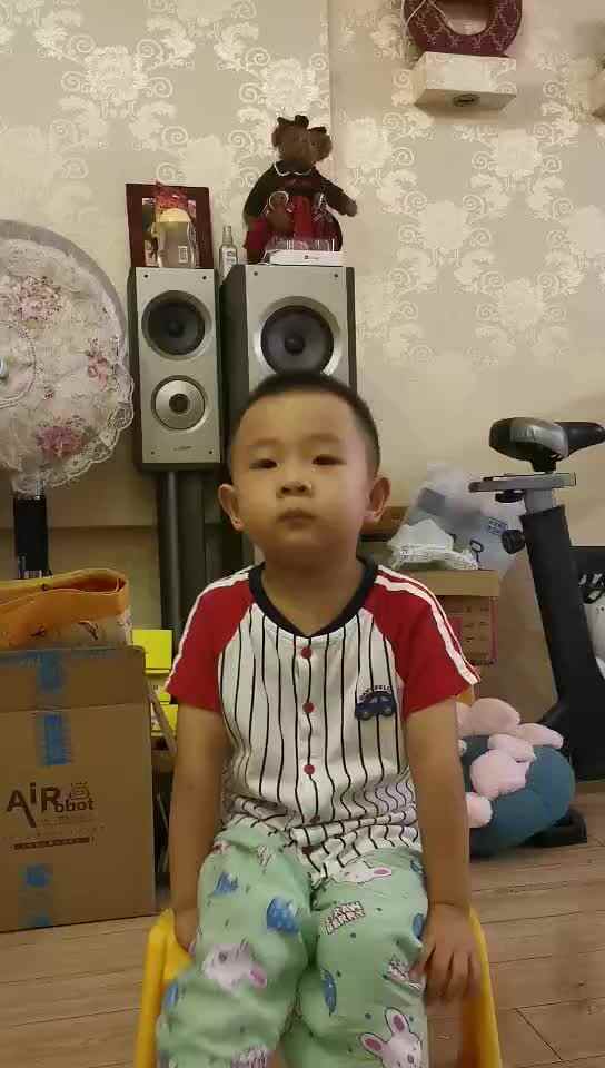⁣2021.7.15 陈子墨 古诗《送杜少府之任蜀州》