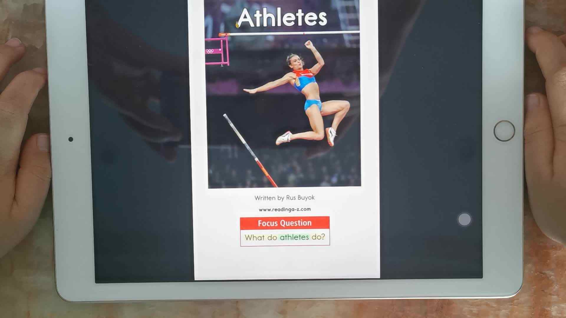 《Athletes》