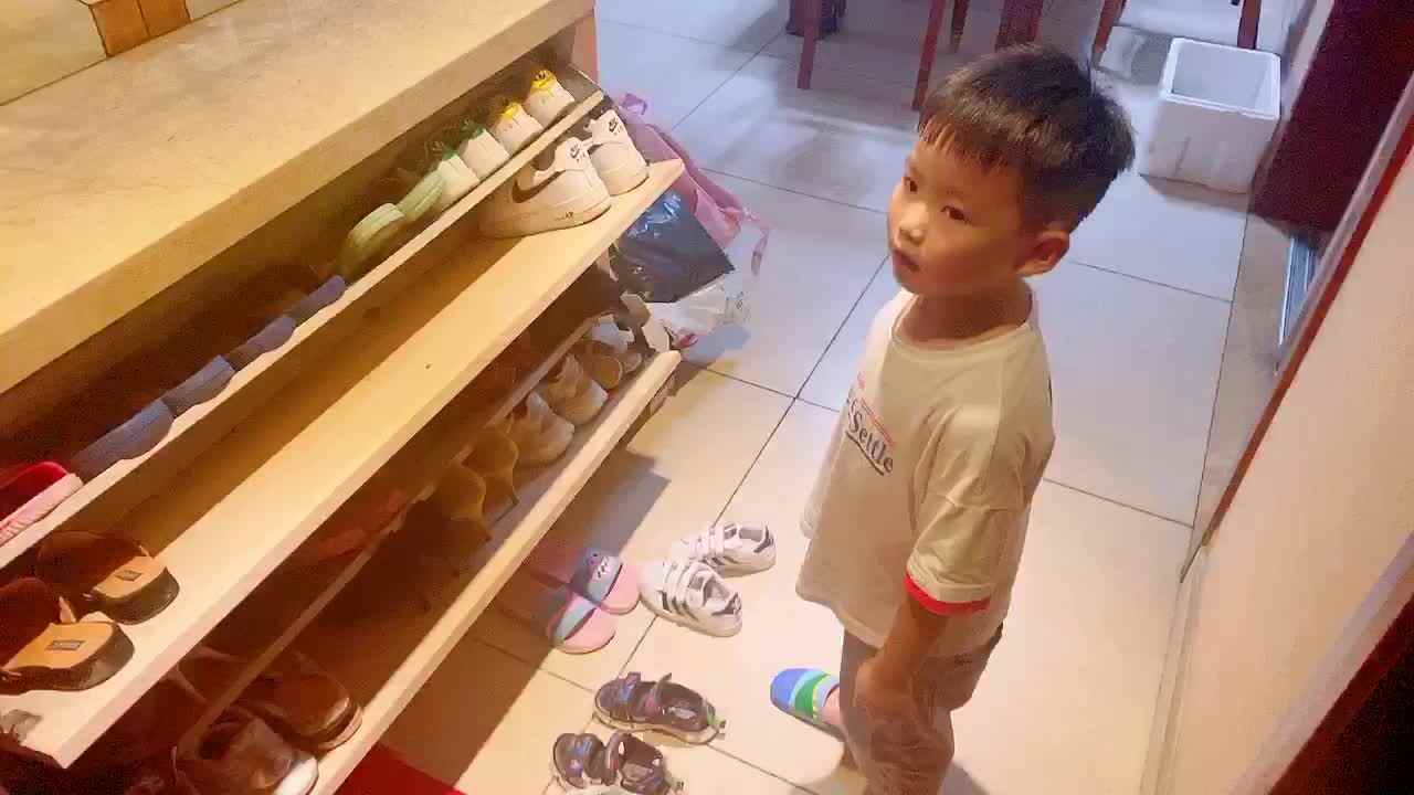 《整理鞋柜》