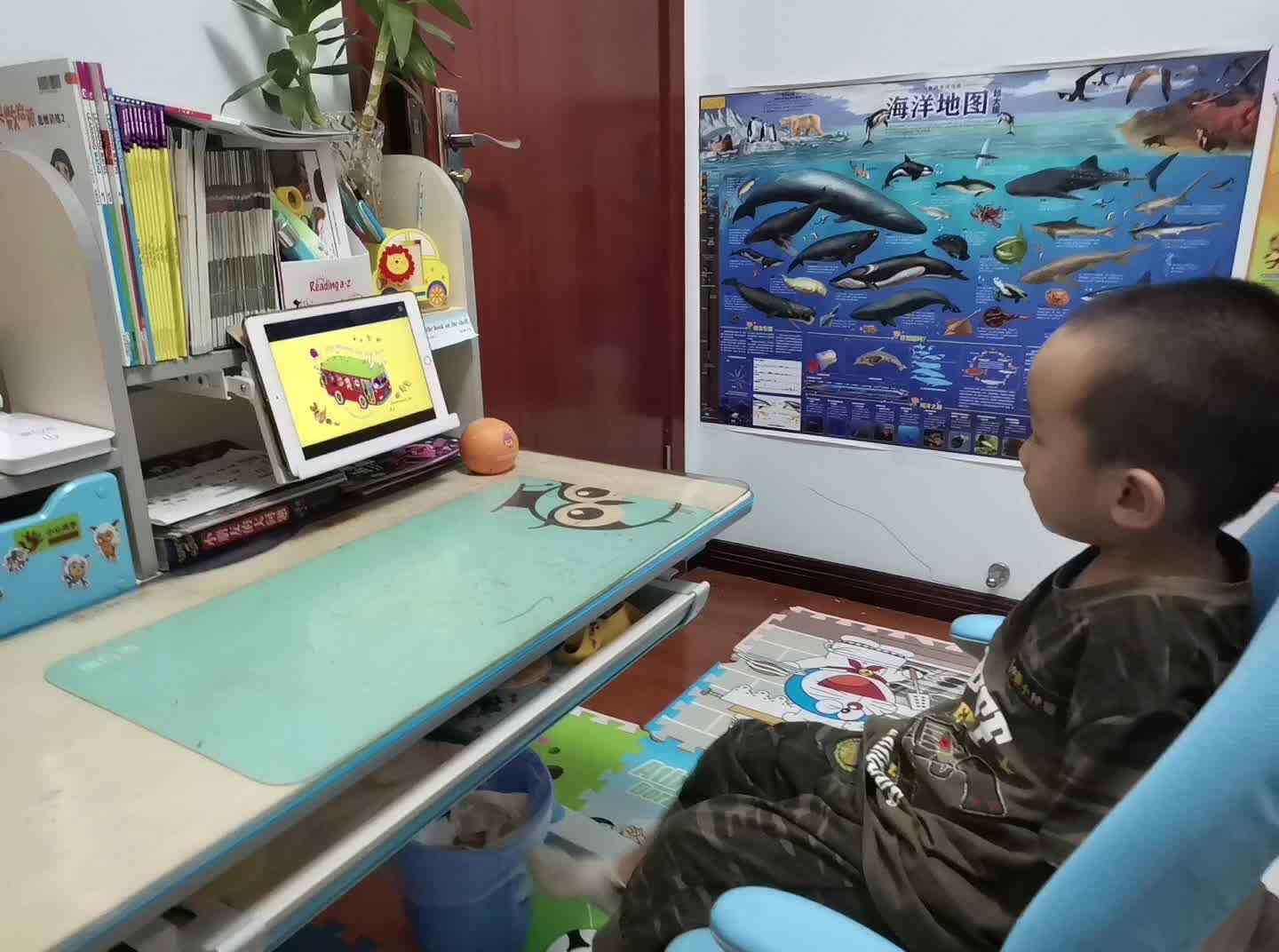 《公交车的轮子》.mp4