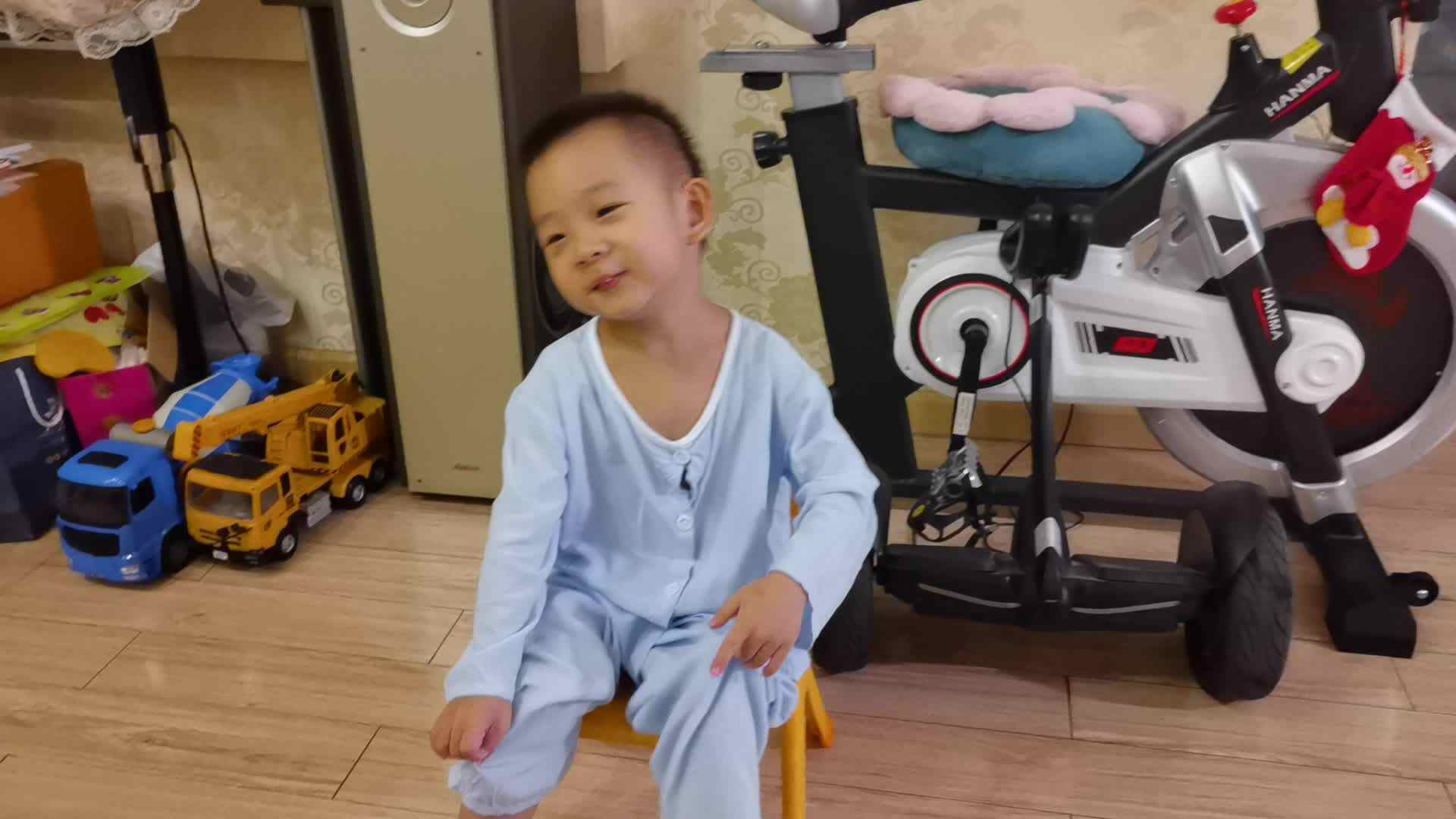 2021.9.27 陈子墨 《学唱国歌》