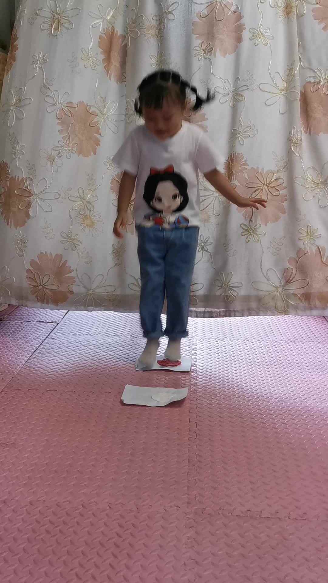lv_0_20211010114002.mp49月8日小白兔过河