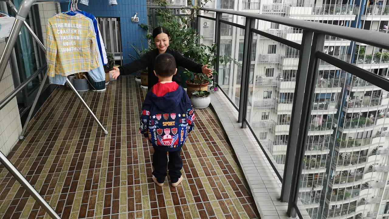 VID_20211011_180355.mp4