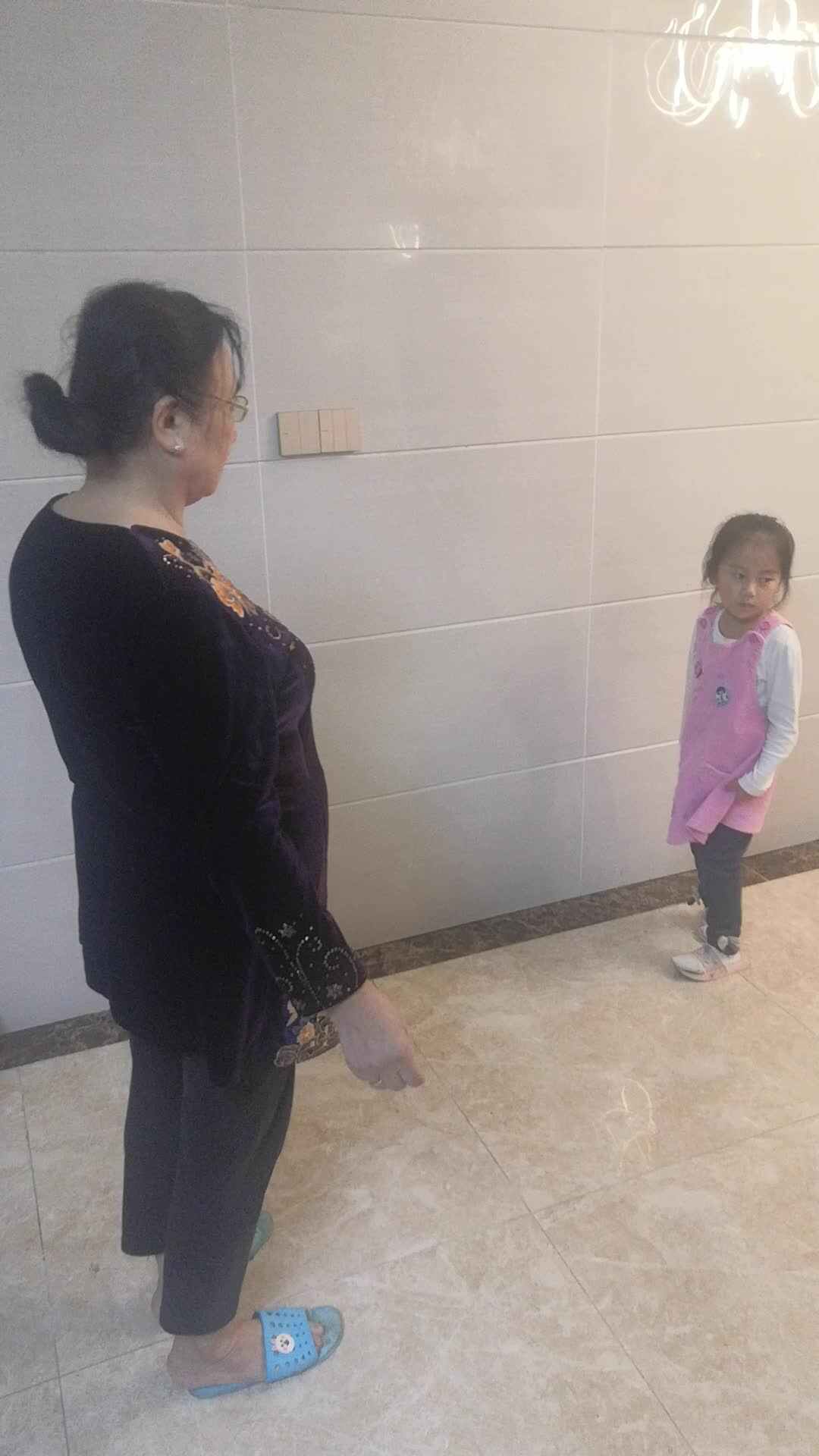 20211011学B班黄诗淇《重阳打卡》.mp4