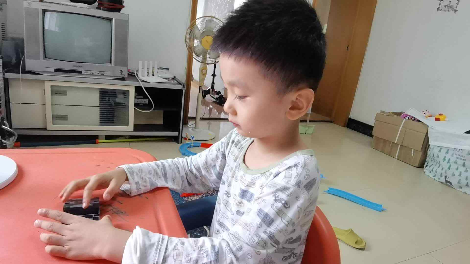 2023级B班刘梓浩闯关练习综合测试.mp4