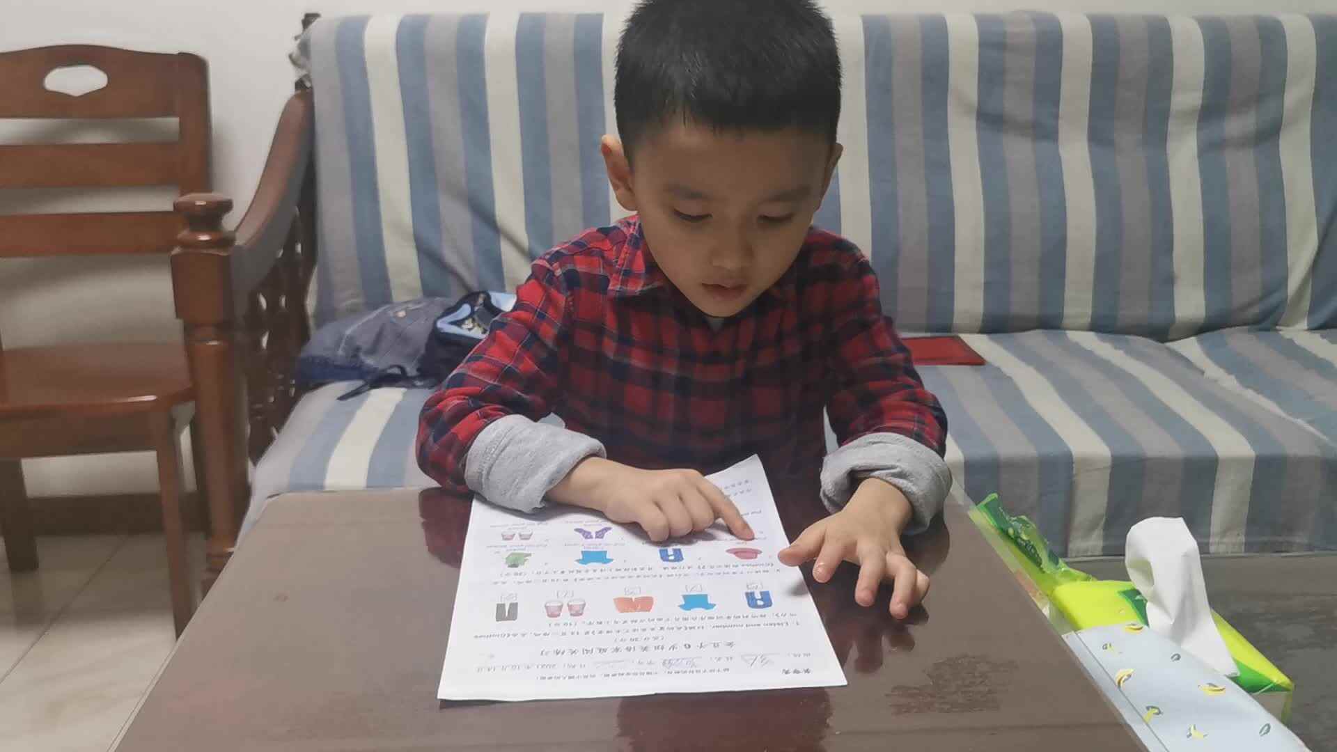 2021.10.14学A黄彦翕《6岁组英语闯关练习》.mp4