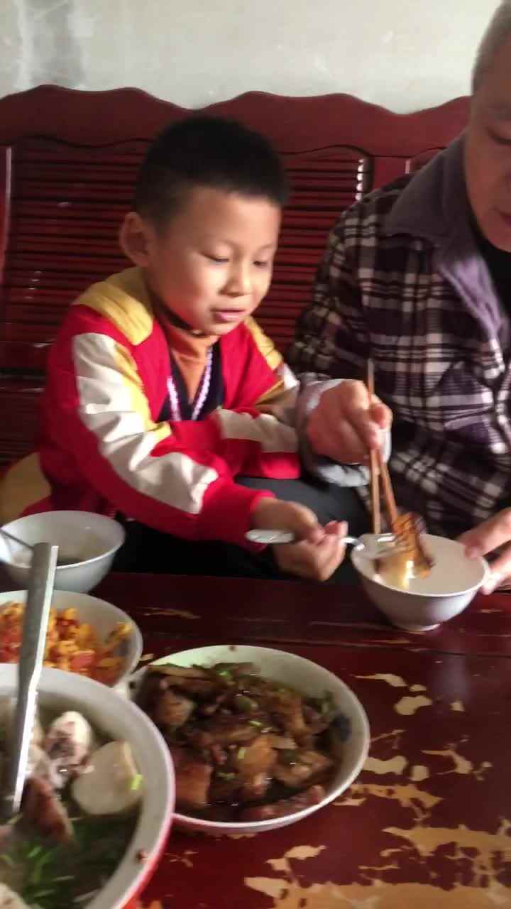 10.14 添饭夹菜