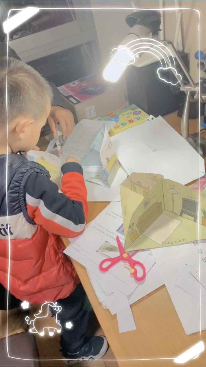 10.20英语作业—手工制作《立体房子》