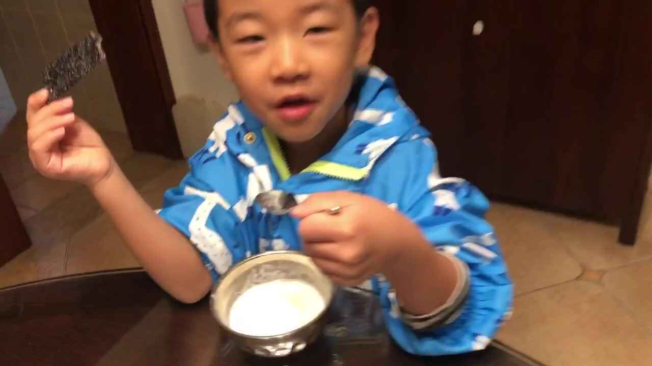 享受自制双皮奶