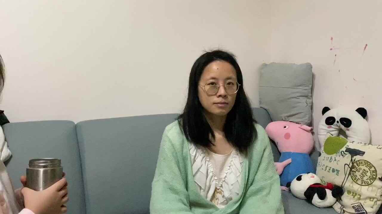 20211012学B班魏凡雅《倒杯水》