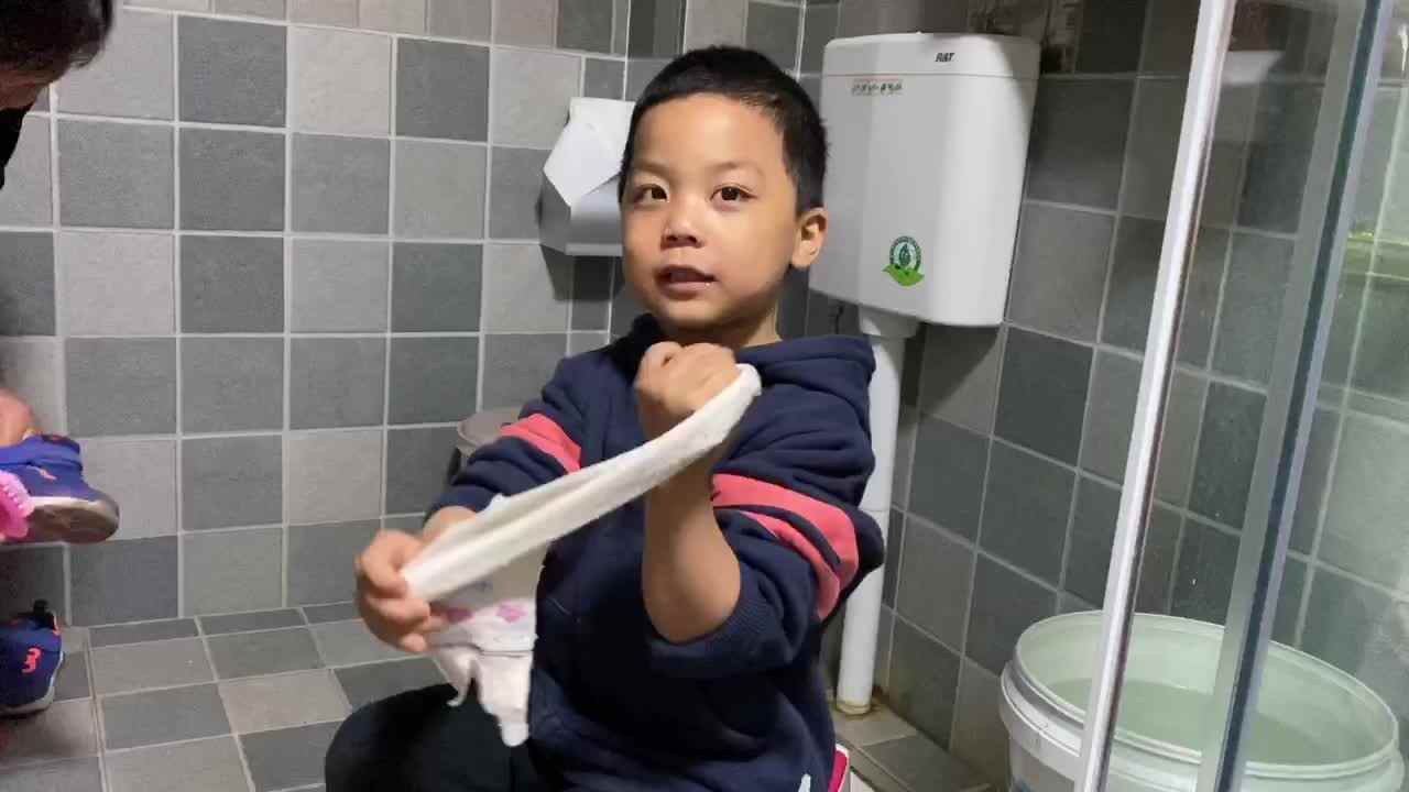 2023级大Ｂ班20211025苏梓墨闯关练习.MOV