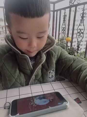 学B班丶李北辰观看视频（问刘十九）