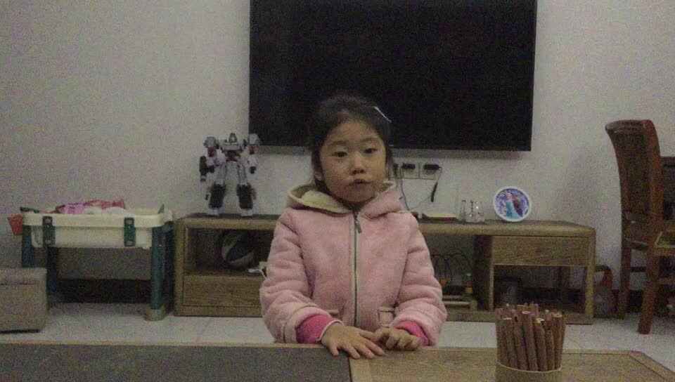 手势舞《有你就幸福》_郭益君.mp4