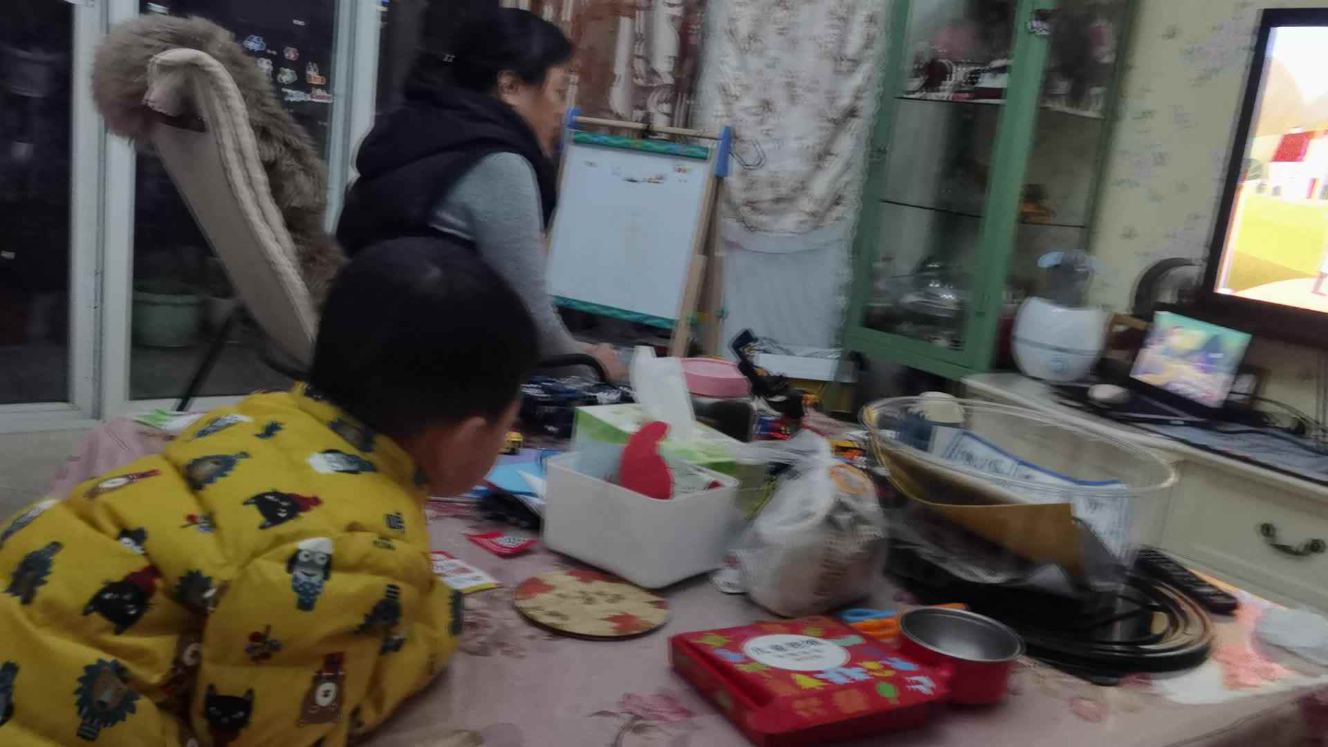 跟唱麦当劳老爷爷有个农场.mp4