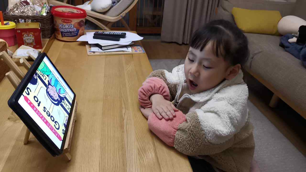 2023级B班徐瑾歆闯关练习2021115英语、渔夫与金鱼.mp4
