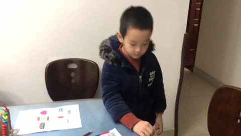学A班袁承泽泰《整理书包》