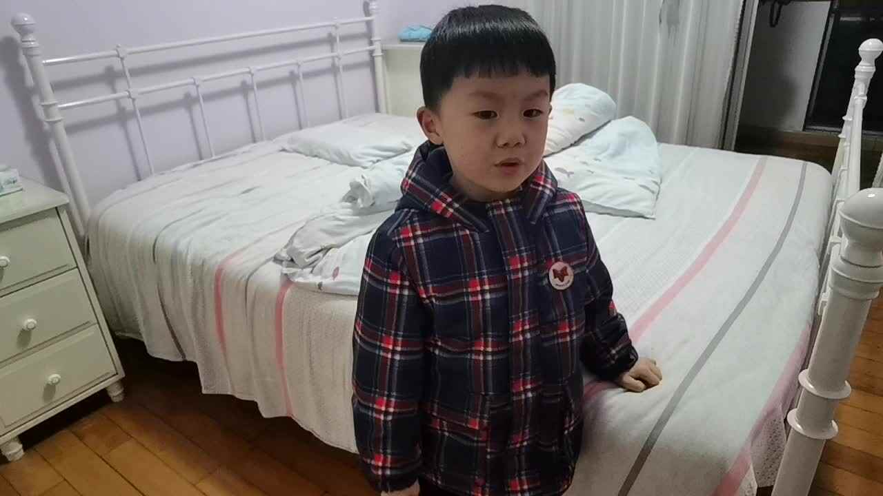 整理床铺.mp4