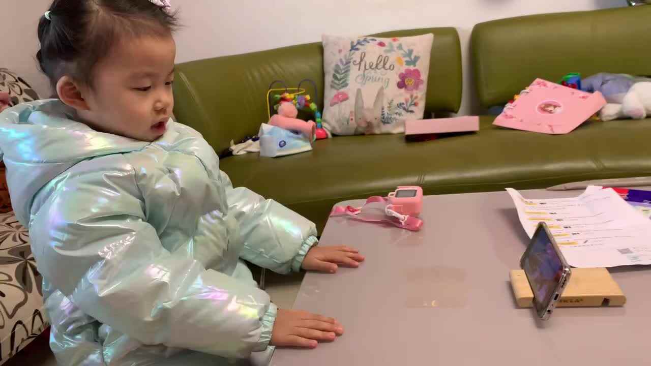 20211226陈彦兮闯关练习观看英文儿歌《Jingle Bells》