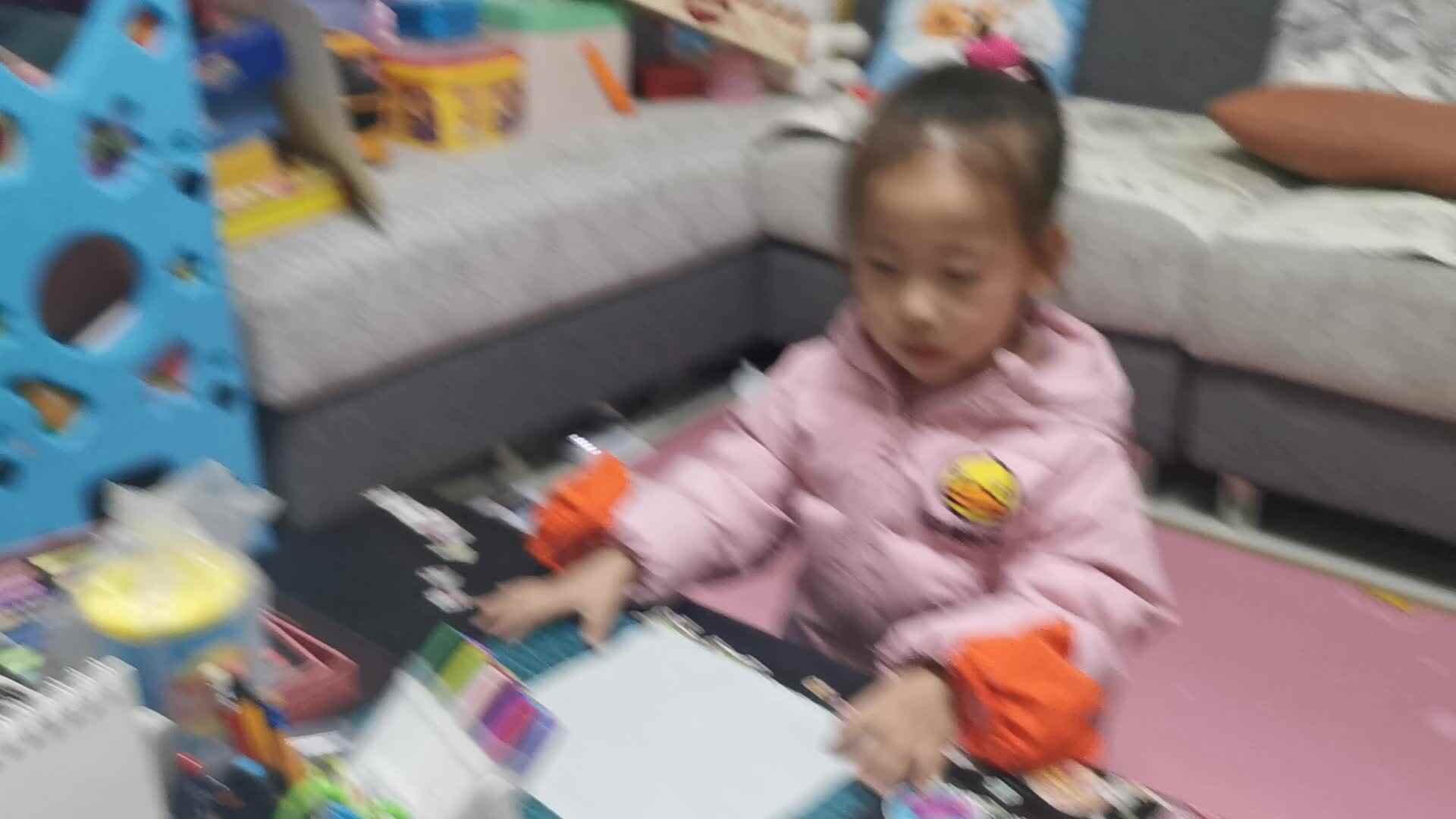 2023级B班20211220杜岳宁闯关练习-水中魔术画.mp4