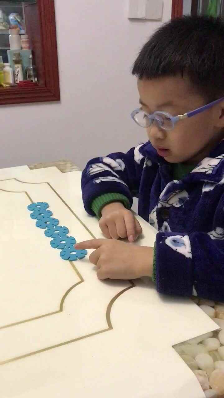 实验学前2班12.7数学作业