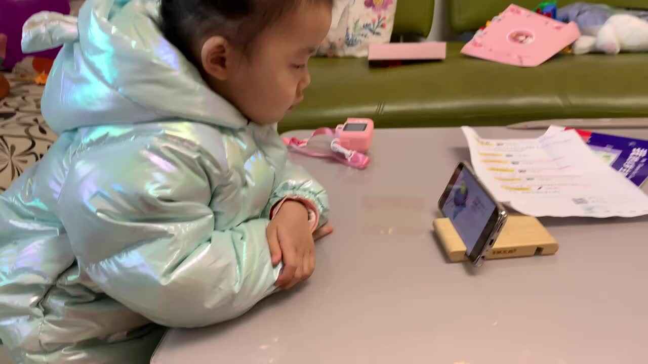 20211226陈彦兮闯关练习观看英文视频《你是我妈妈吗？》