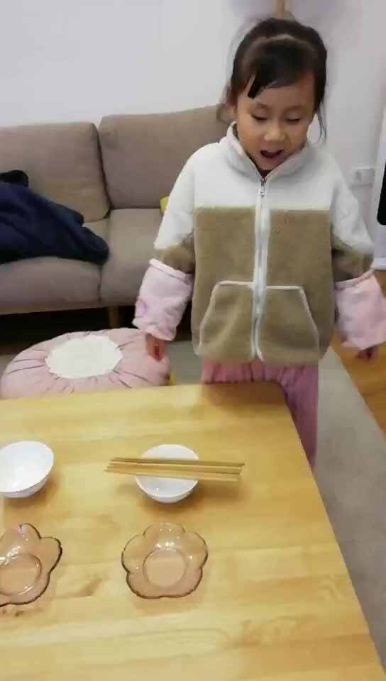 2023级B班徐瑾歆闯关练习20211206收拾碗筷.mp4