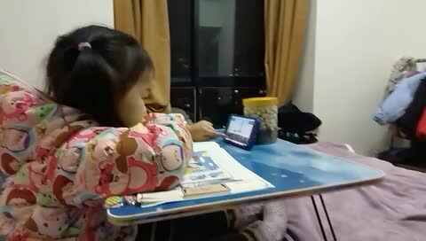 2021.12.15指读古诗《终南忘余雪》.MOV