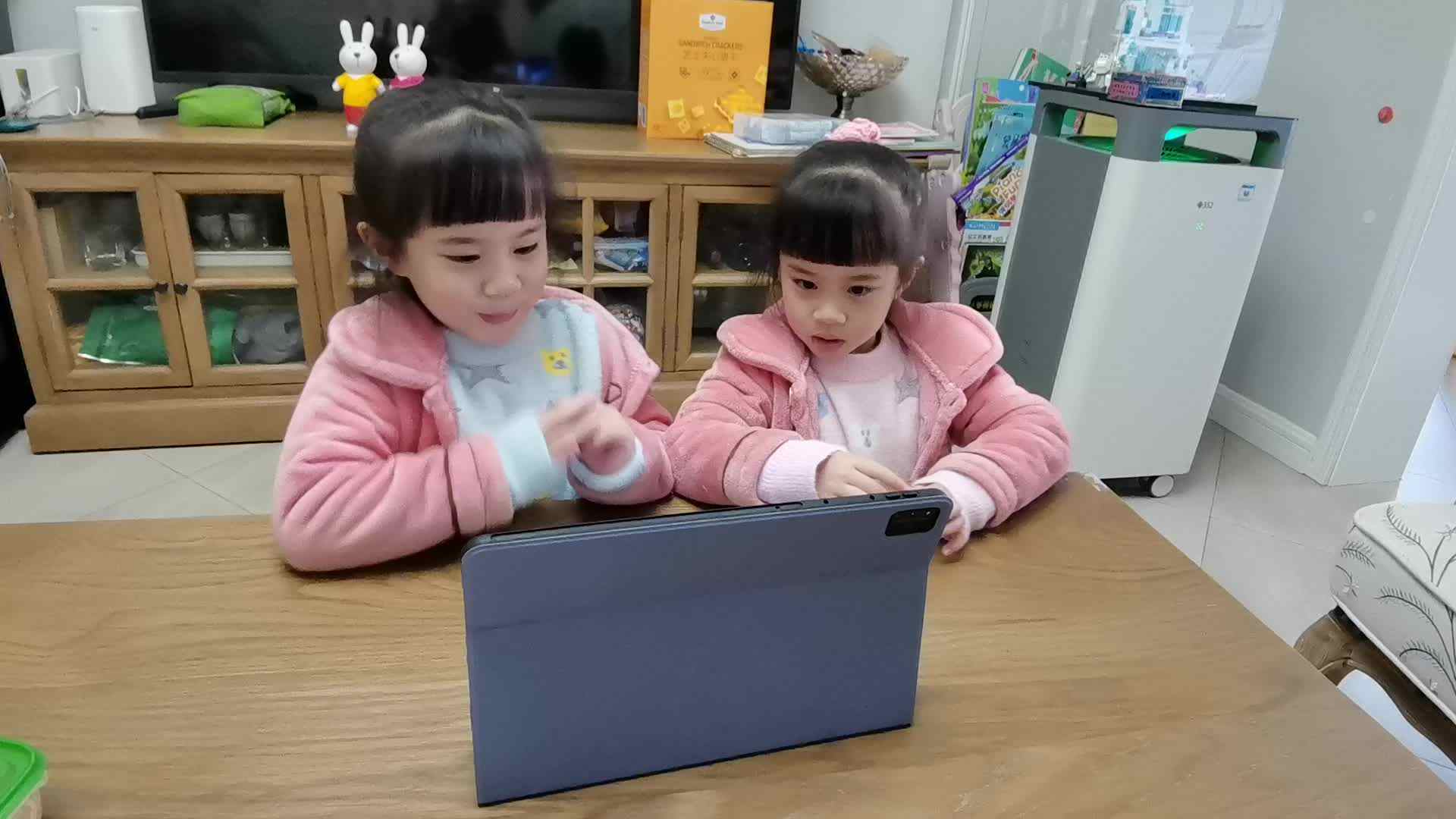 亲子时光《重庆解放碑步行街》