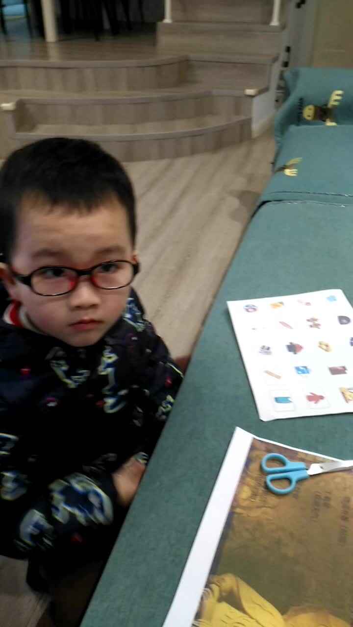 VID_20220112大B班汪林泽闯关练习mp4