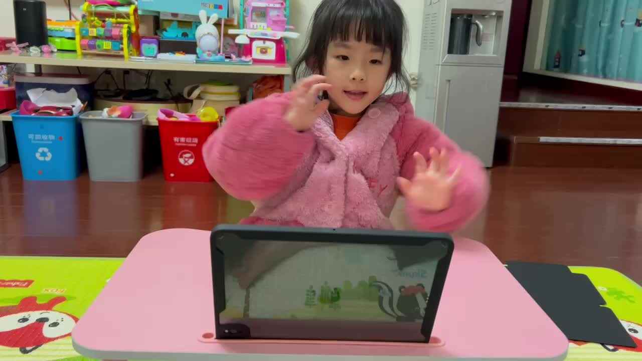 棕熊英文绘本故事