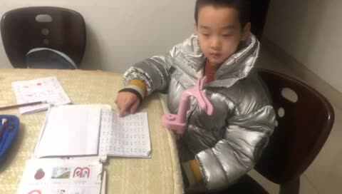 学A班袁承泽泰《整理书包》